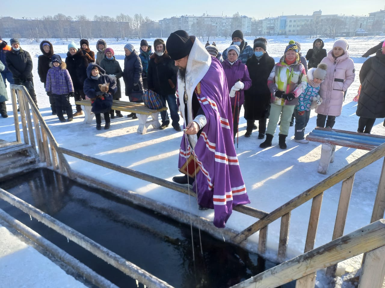 Крещение Господне в храмах освящение в Баках